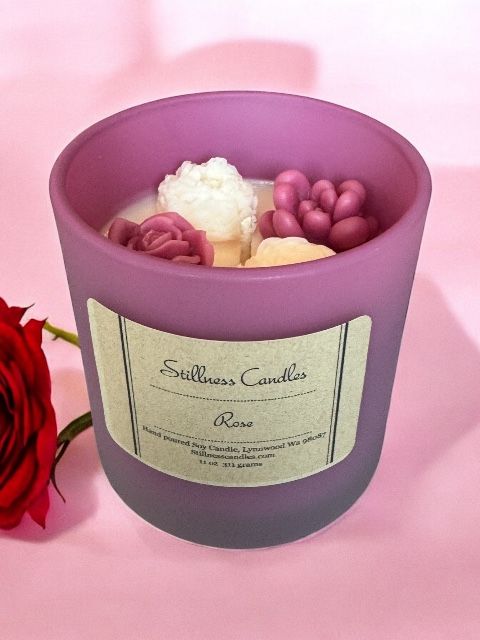 Lux Soy Candle embedded with cute flowers - Rose Scent