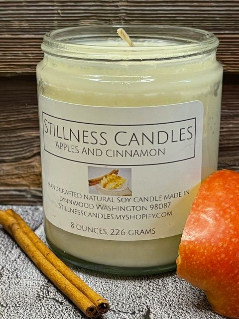 Apples and Cinnamon Natural Soy Candle 8 oz clear vessel