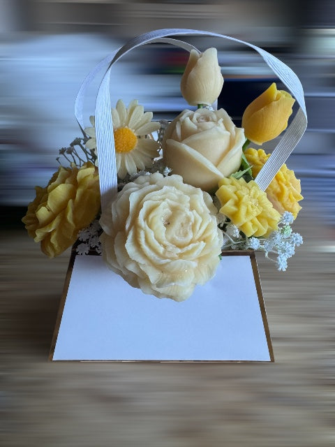 Floral Bouquet Wax Melt in Flower Shope Scent Purse gift Box (Yellow/White)