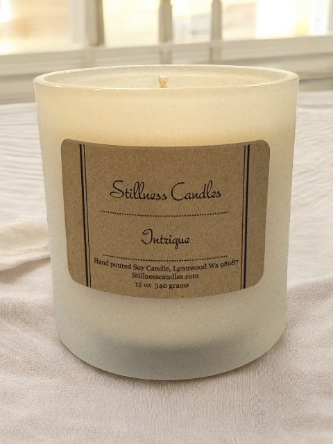 Intrigue - Lux Soy Candle (Inspired by the perfume, Eilish)